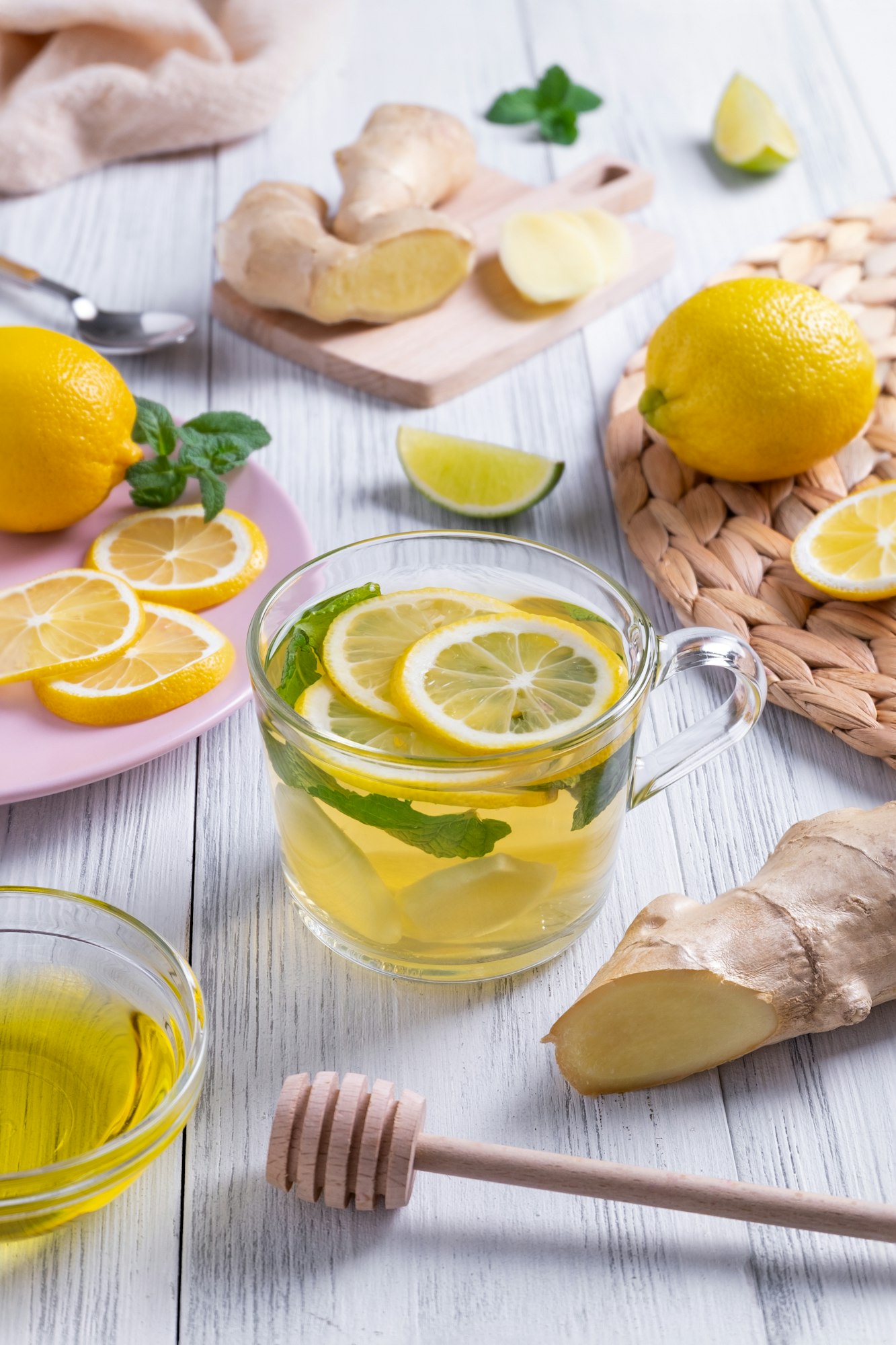 Green tea with lemon