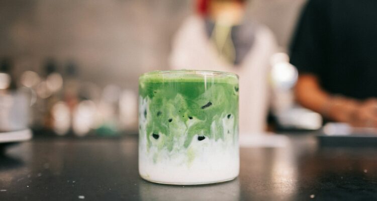 Does Starbucks Matcha Have Caffeine? Explained